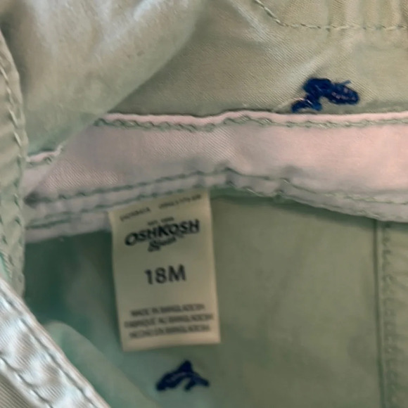 OshKosh B'gosh Green Overalls Adjustable Straps Casual Fit & embroidered whales - Picture 2 of 4